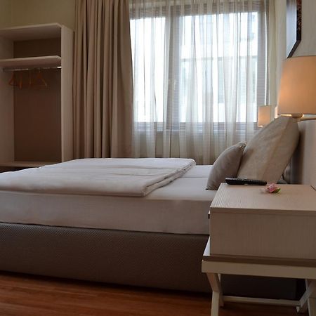 Hotel Centro Stuttgart Extérieur photo