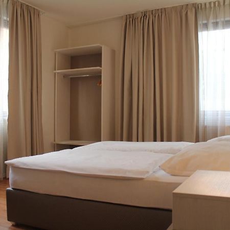 Hotel Centro Stuttgart Extérieur photo